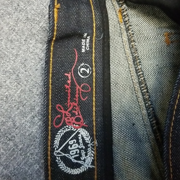 Limited Edition 1969 Mini - Picture 8 of 10